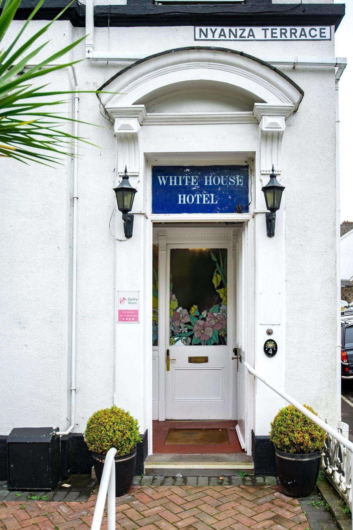 The White House By Bodacious! Swansea Dış mekan fotoğraf